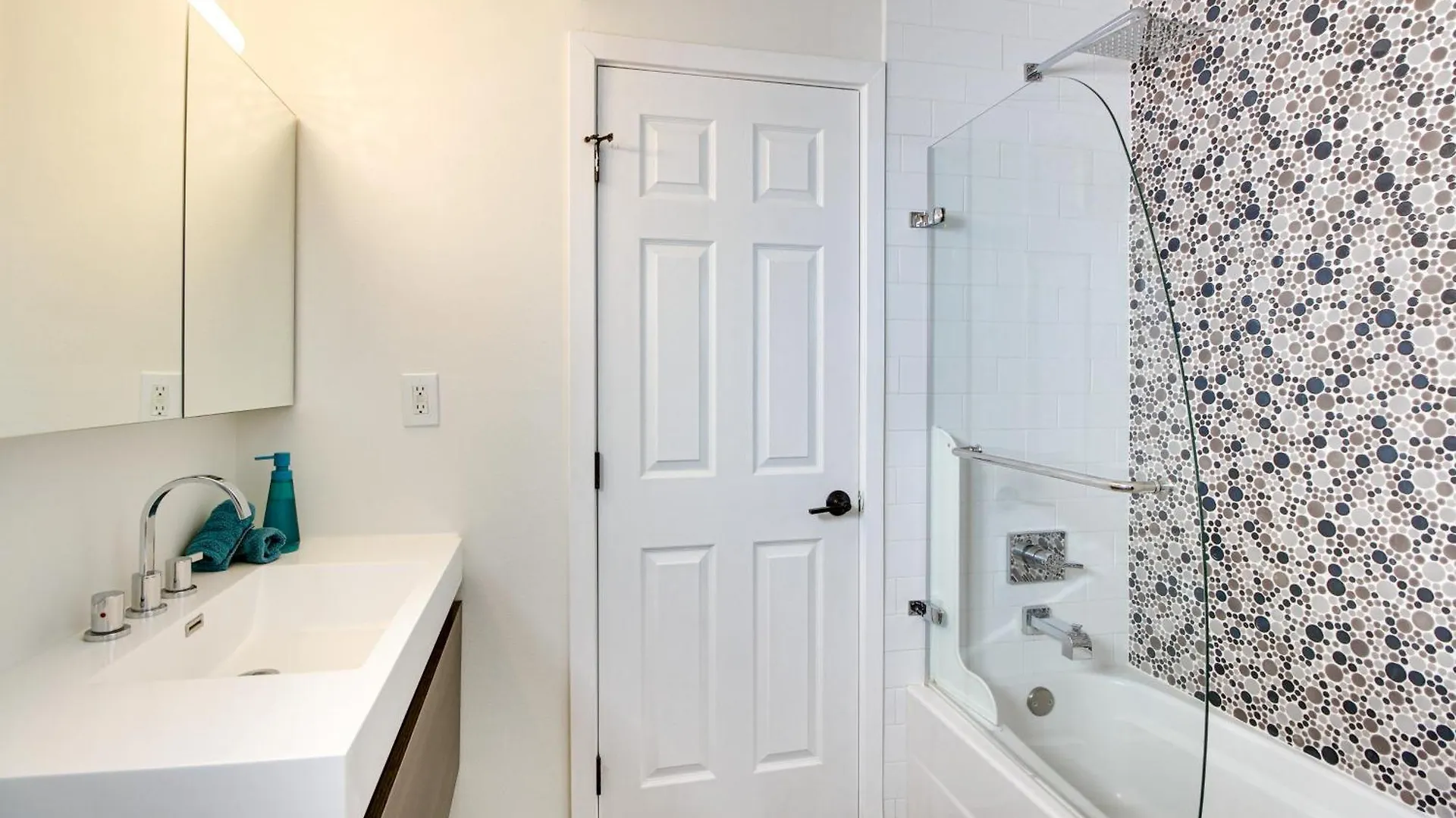 בית נופש הוילה Pet-Friendly Palm Springs Oasis With Private Pool! ארצות הברית